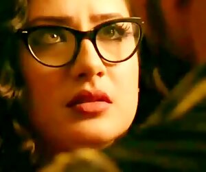Puja bose scena baci di sesso bollente