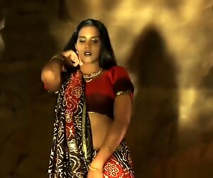 Sexy Dancer From Bollywood