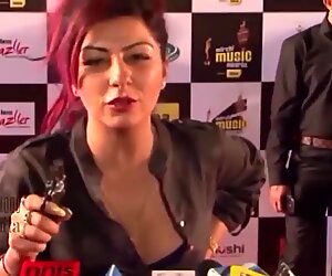 Celebrità di bollywood momenti strani beccati davanti alla telecamera