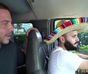 Réalité latins rides zizi