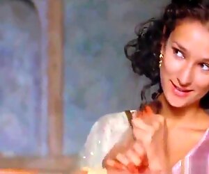 kamasutra tale of love scene