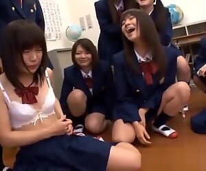 Anri Nonaka e kurumi dispettosa parte 6