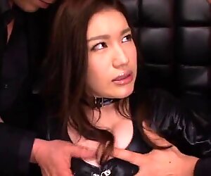 Shiny catsuit babe submits to his lusty desires and gets fucked